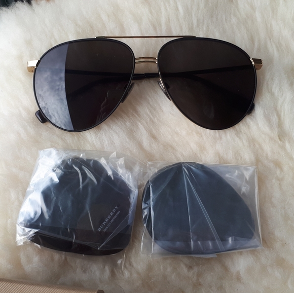 💯Authentic Burberry B 3108 BNIB sunglasses - Picture 3 of 15